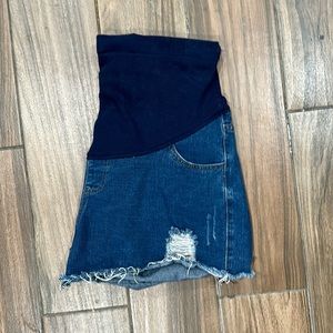 Maternity shorts